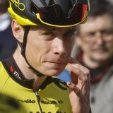 Jonas Vingegaard: une énorme chute KEYSTONE/EPA/ROBERTO BETTINI